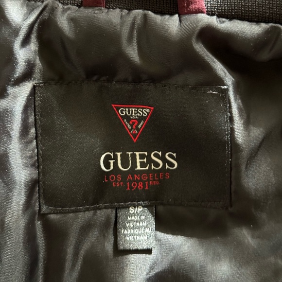 Guess Men's Burgundy Jacket Size S - Picture 5 of 6